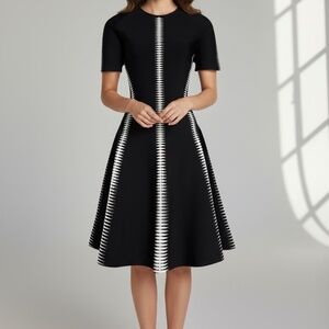 Alexander McQueen - Spine Jacquard Short-Sleeve Dress size XL